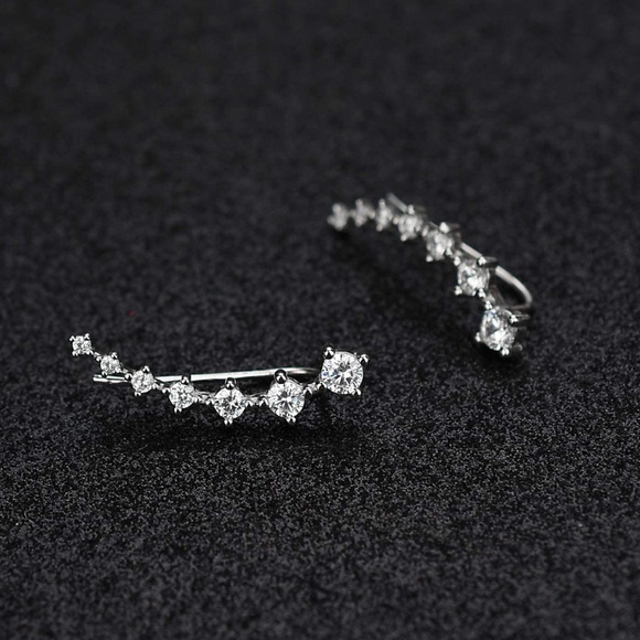 🎁🎄✨3 for $25 :: SparkleSilver🗡✨🗡Ear Climbers - Picture 7 of 12